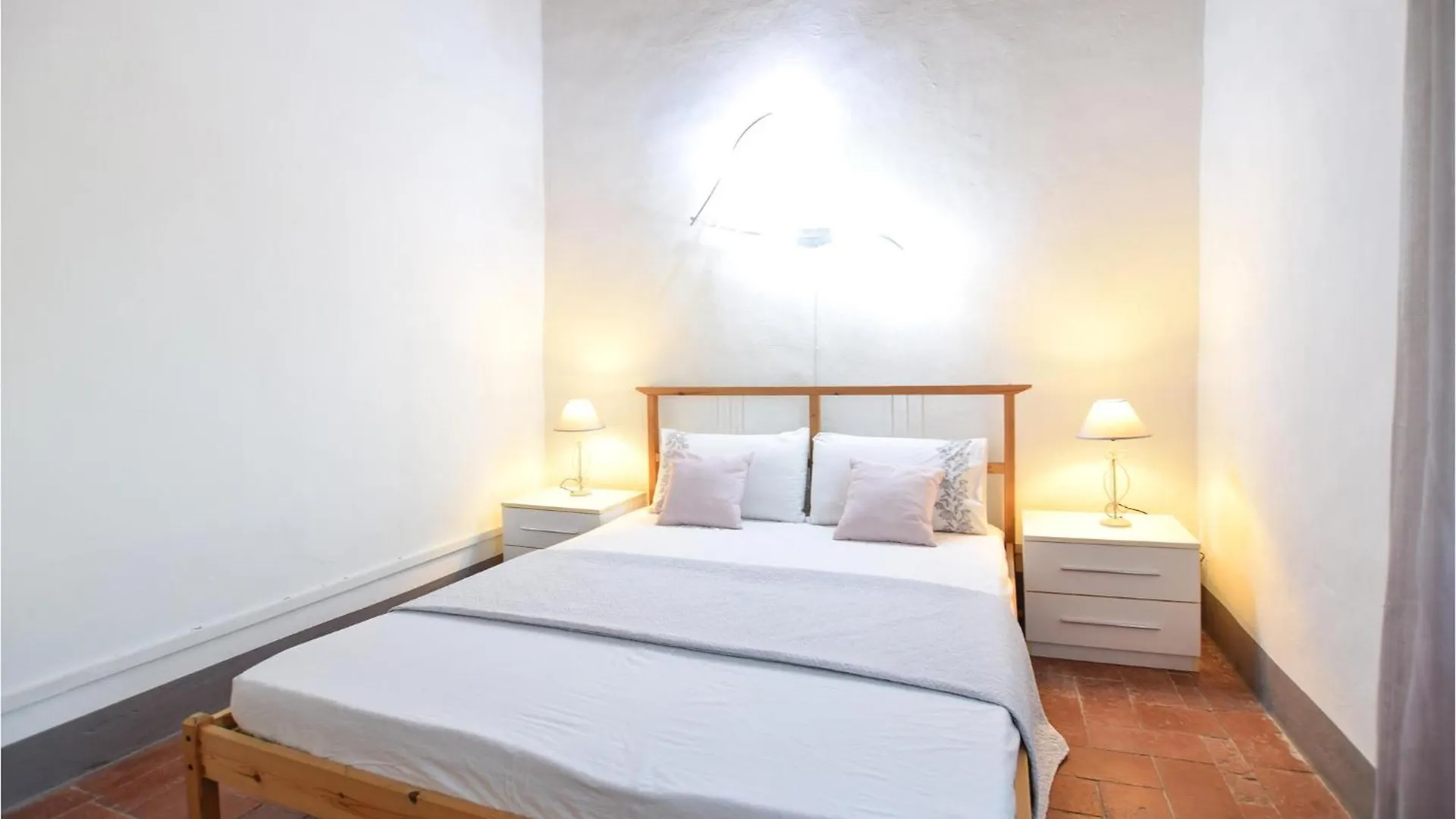 1 Bedroom Awesome Apartment In Lucca 0*,  Itálie